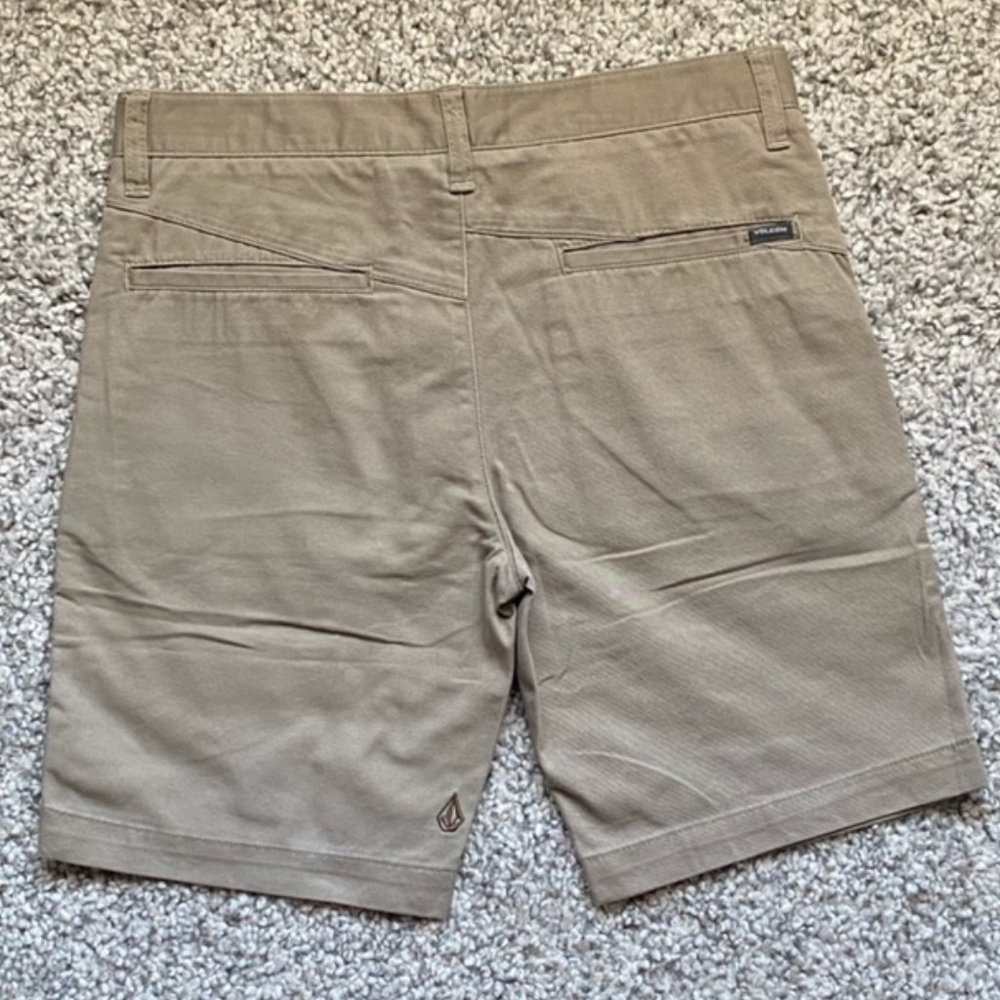 Volcom Shorts - Picture 2 of 2